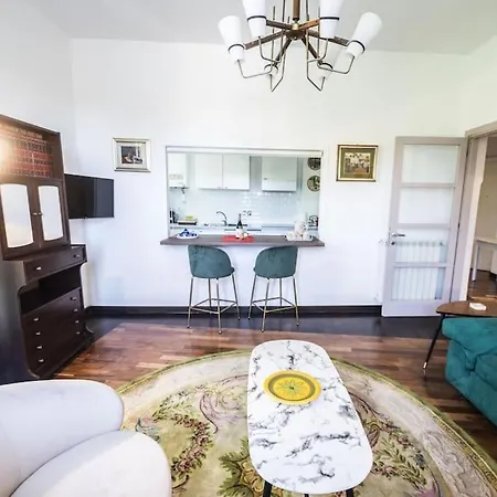 Apartment Testaccio Luminous And Large